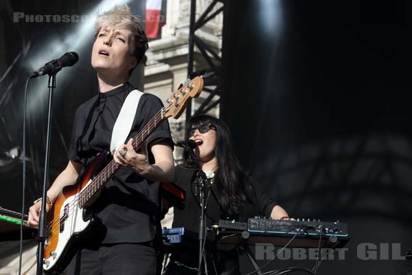 JEANNE ADDED - 2015-07-17 - PARIS - Parvis de l'Hotel de Ville - 